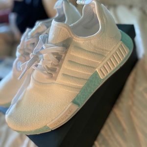 Cloud white adidas NMD